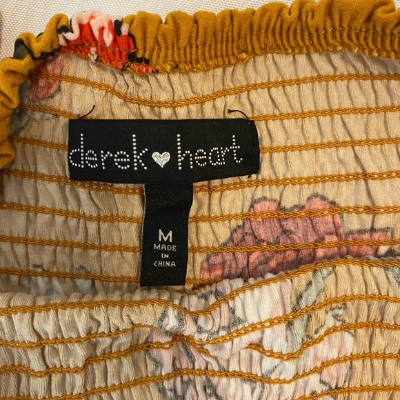 Like New! Derek Heart Smocked Mini Dress Size: Medium - Picture 9 of 9
